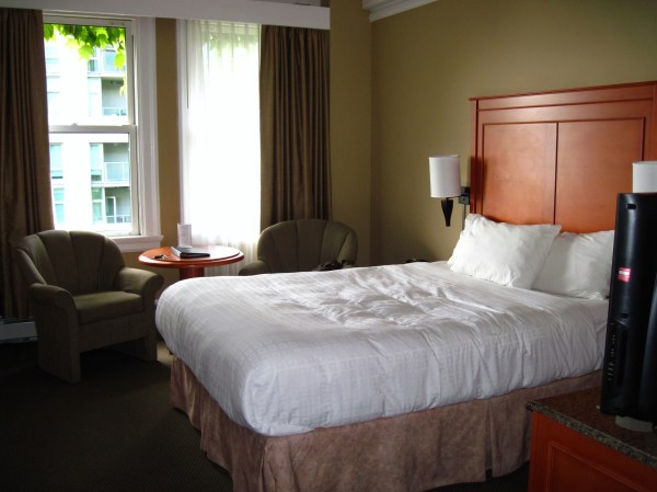 Standard Queen room at The Sylvia