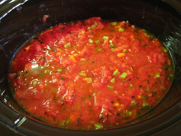 Tomato sauce in the slow cooker