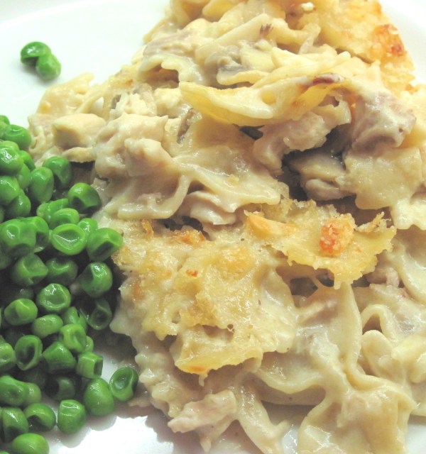 Cornish game hen tetrazzini with peas