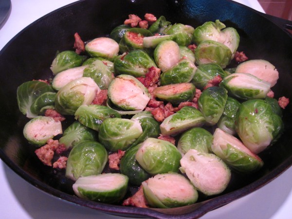 Brussels Sprouts with Sausage in the pan