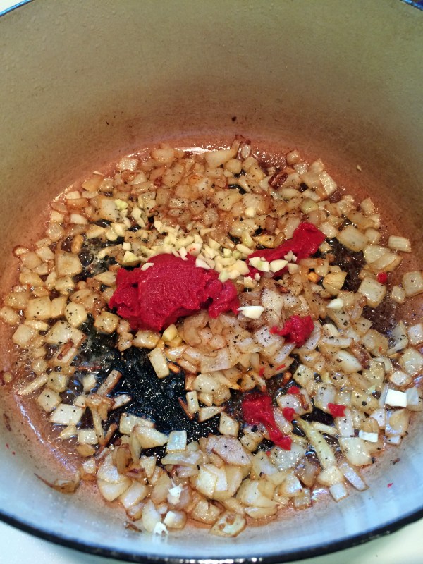 tomato paste and garlic