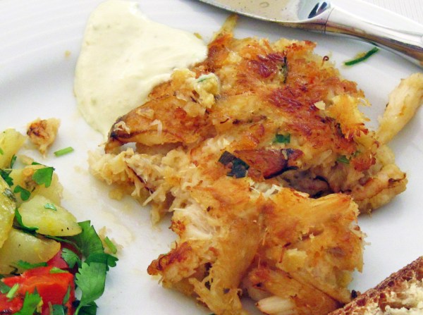 Egg-free crab cake