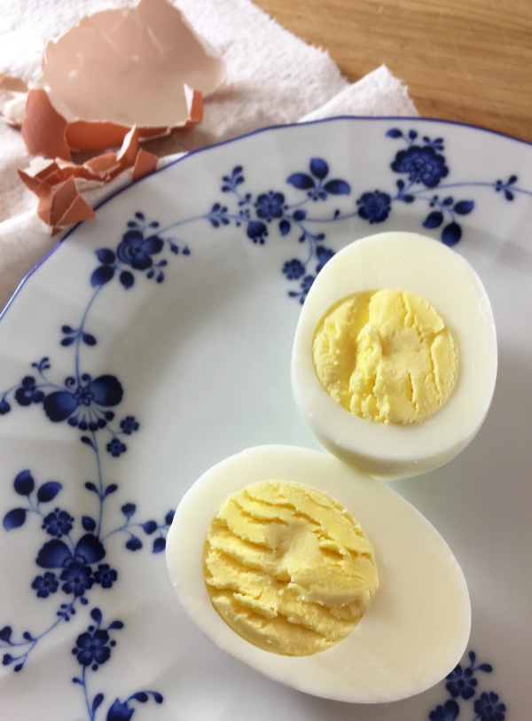 Perfect hard-cooked egg
