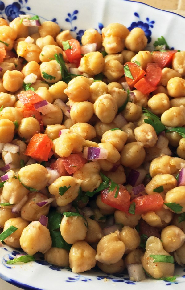 chana salaad - chickpea salad